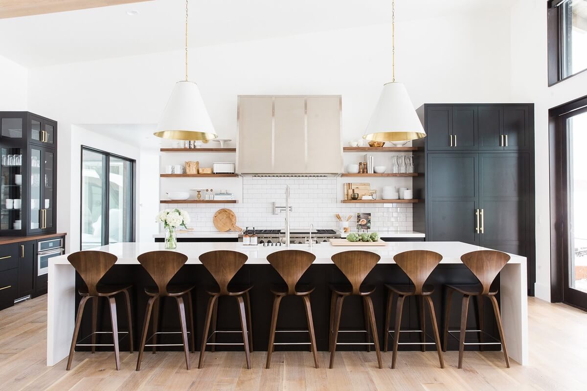 thiết kế nội thất nhà bếp hiện đại luxury 2